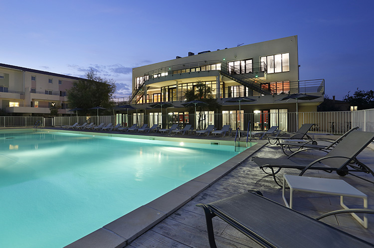 Résidence Cap Camargue - Vacancéole - Le Grau-du-roi - Piscine extérieure chauffée